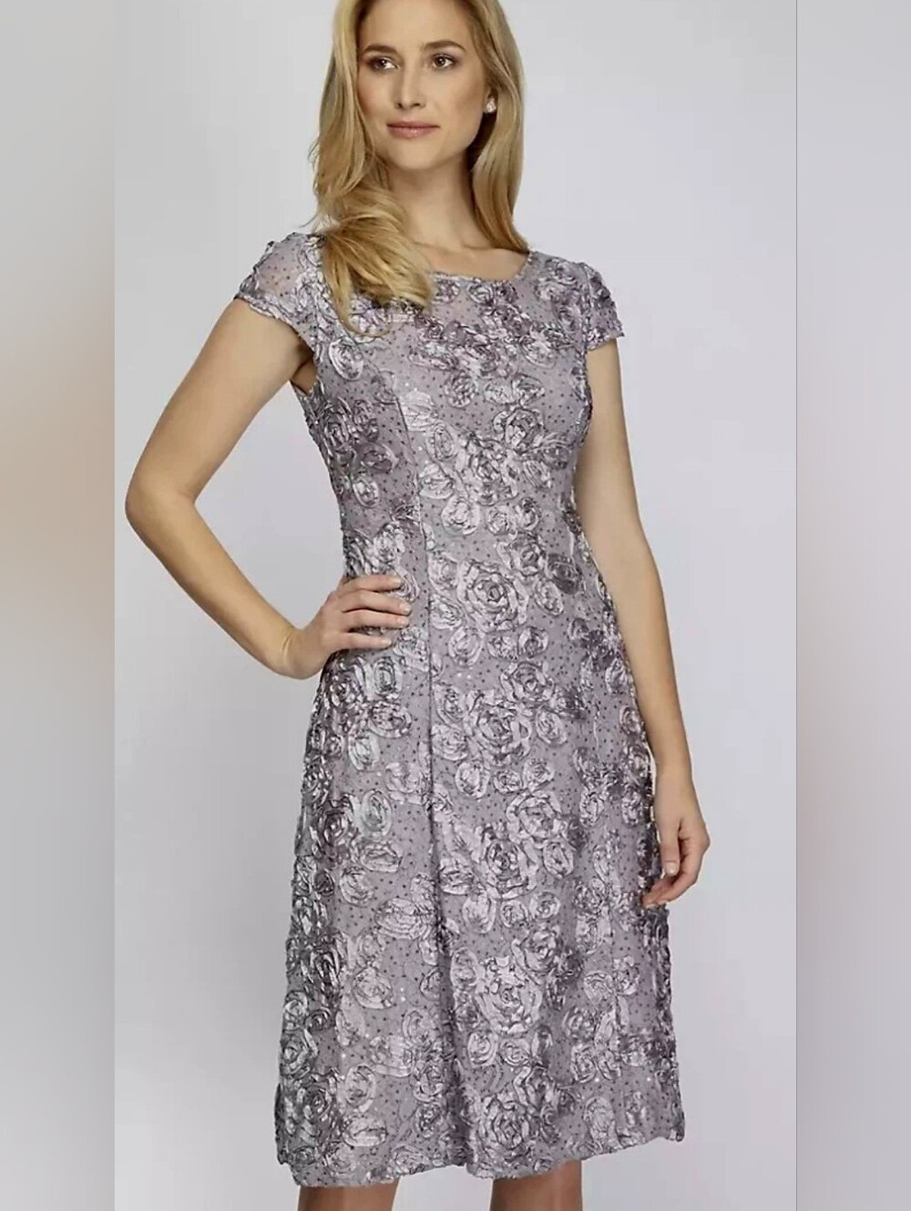 ALEX evenings Elegant Lilac Floral Lace A-Line Dress